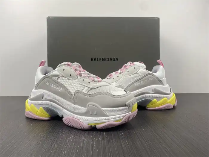 Replica HYPE BLCG TRIPLE S SNEAKER 524039 W2FW4 7541 0129