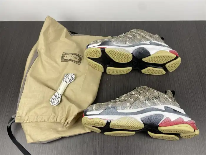 Replica HYPE GUCC*BLCG TRIPLE S SNEAKER 677192 ULZ10 9795 0129