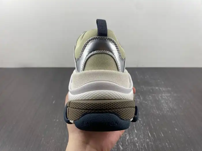 Cheap reps HYPE BLCG TRIPLE S SNEAKER 524039 W2FS2 8106 0129