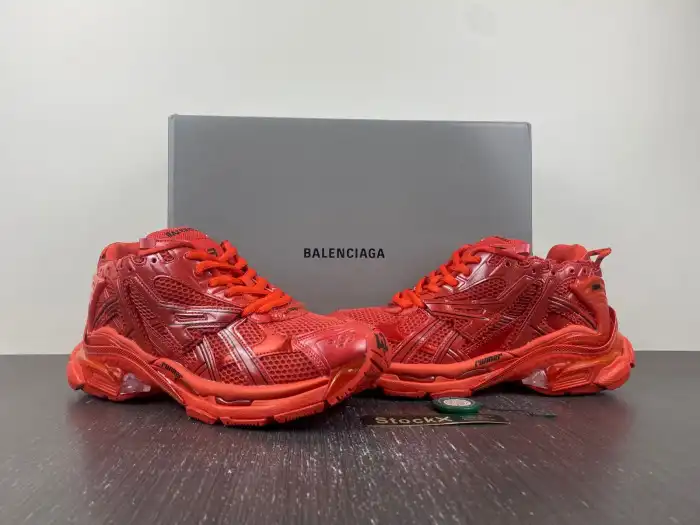 1:1 HYPE BLCG RUNNER SNEAKER 677403 W3RB1 6000 0122