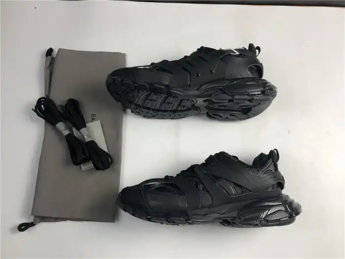 Best reps HYPE BLCG Track Sneaker 542023 W3GB1 7302 0122