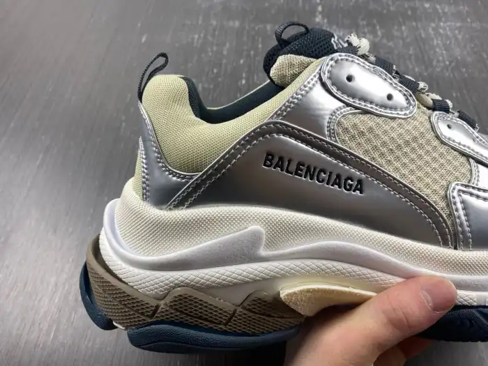 Cheap reps HYPE BLCG TRIPLE S SNEAKER 524039 W2FS2 8106 0129