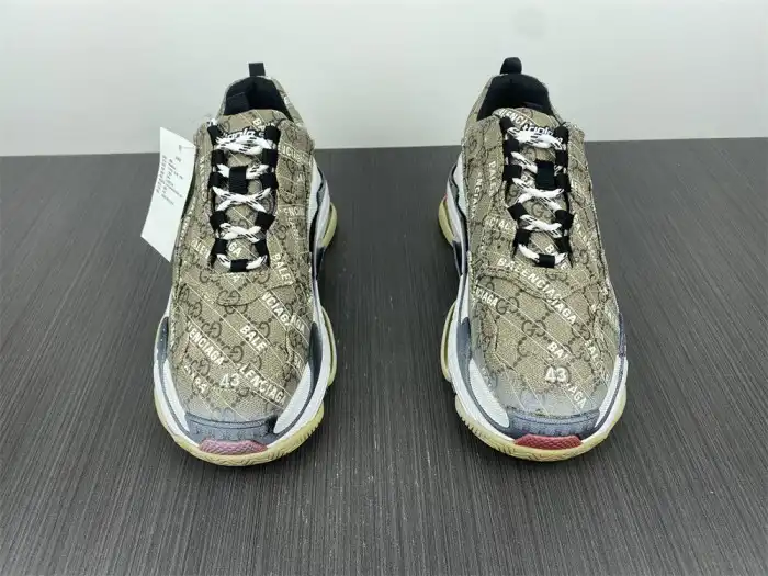 Replica HYPE GUCC*BLCG TRIPLE S SNEAKER 677192 ULZ10 9795 0129