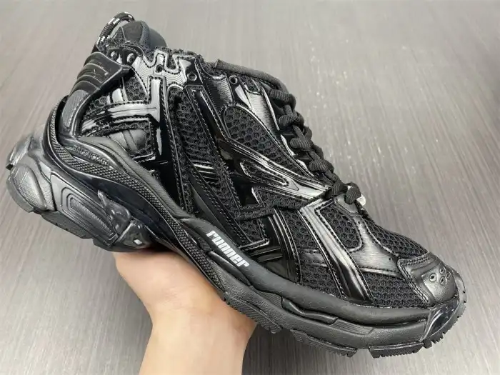 Cheap reps HYPE BLCG RUNNER SNEAKER 677403 W3RA9 1000 0128