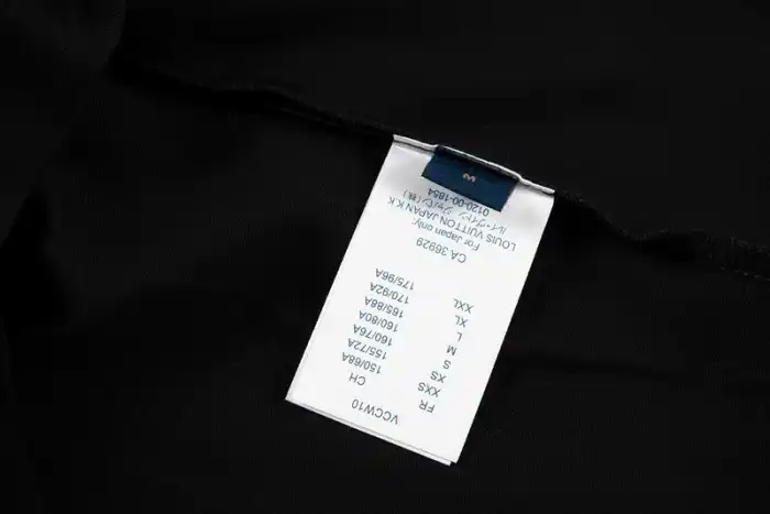 Reps HYPE L.V T-SHIRT 24062709 0125