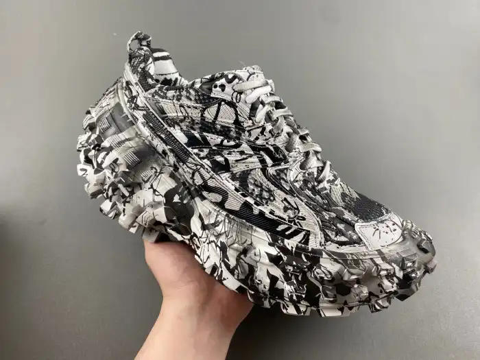 Best reps HYPE BLCG DEFENDER SNEAKER 685613 W2RG1 9010 0128