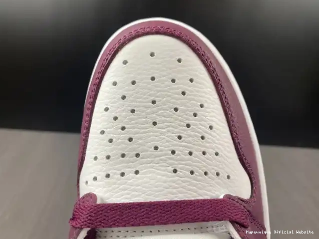 Best reps HYPE Air OG Jordan 1 555088-611 High Bordeaux 0216