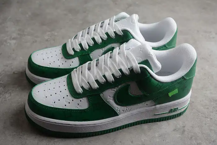 Replica HYPE Louis Vuitton Nike Air Force 1 Low By Virgil Abloh White Green MS 0232 0203