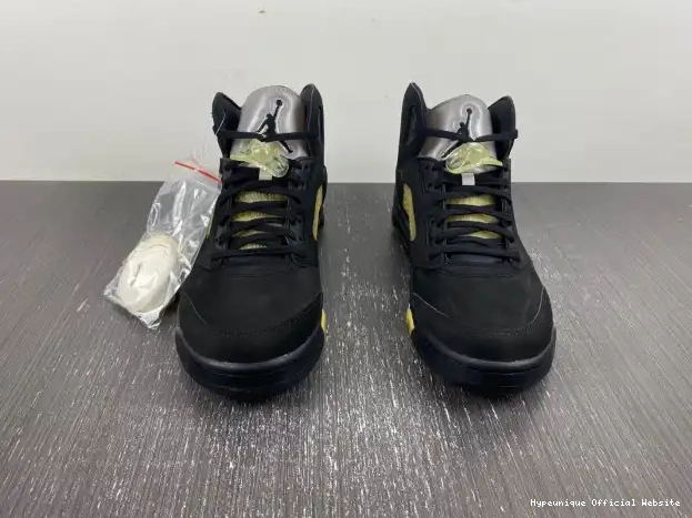 1:1 HYPE Jordan Ma A Black Air Maniere 5 x FD1330-001 0211