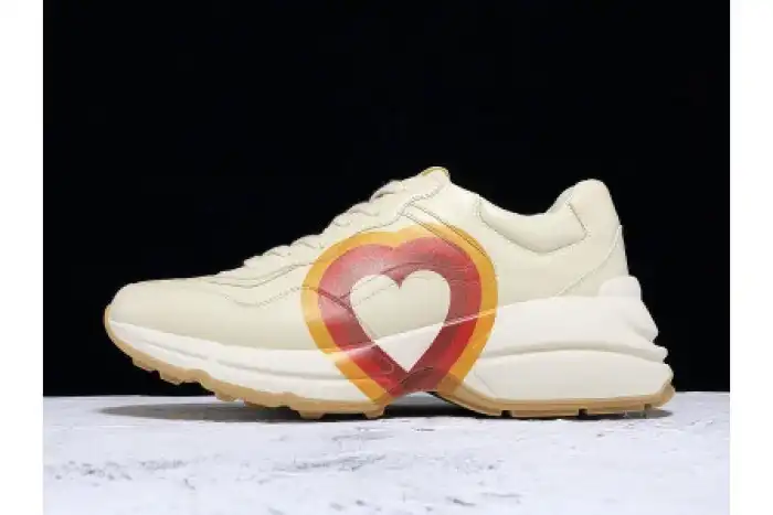 Reps HYPE GUCC RHYTON INTERLOCKING G HEART (W) 550049 DRW00 9022 0202