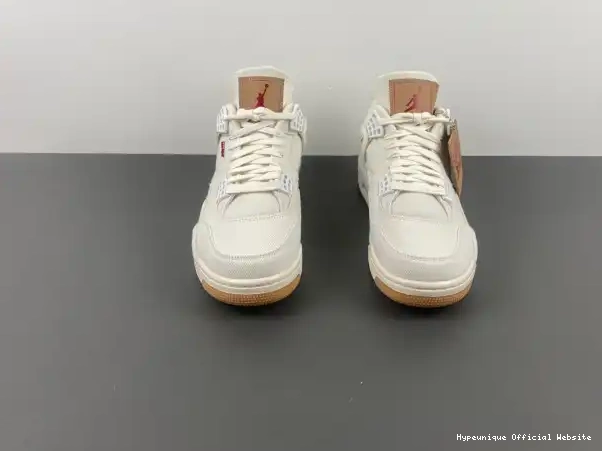 Rep HYPE Air Levi's 4 'White' Jordan x AO2571-100 0218