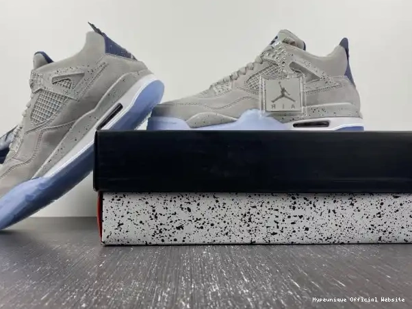 Reps HYPE AJ4-1043505 Georgetown Retro 4 Jordan (PE) 0215