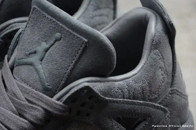 Rep HYPE Jordan Grey KAWS Cool x Air 4 930155-003 0211