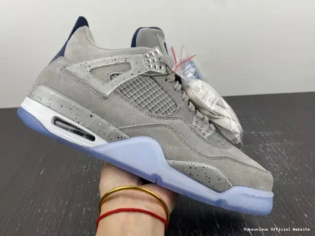 Reps HYPE AJ4-1043505 Georgetown Retro 4 Jordan (PE) 0215