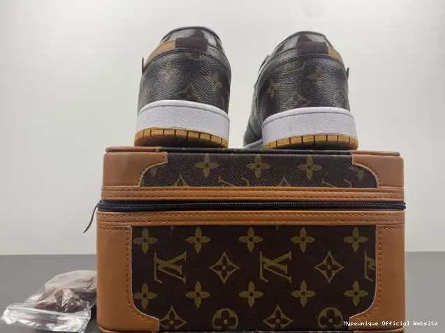 Reps HYPE Off-Louis Jordan Air LOW x 1 OW AJ1 0210