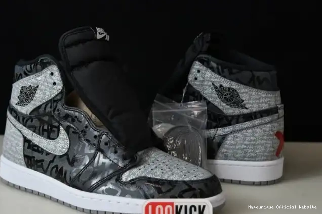 HYPE 555088-036 1 High OG Rebellionaire Air Jordan 0318