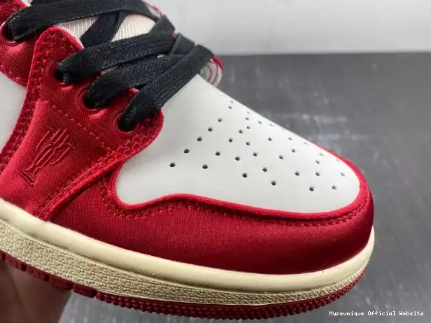 HYPE Home x OG Air Jordan 1 Room Low FN0432-017 Trophy 0317