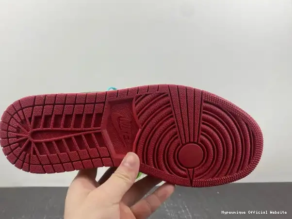 HYPE OG Trophy 1 Air x Jordan FN0432-017 Home Low Room 0318