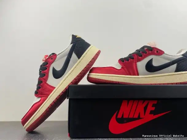 HYPE OG Trophy 1 Air x Jordan FN0432-017 Home Low Room 0318