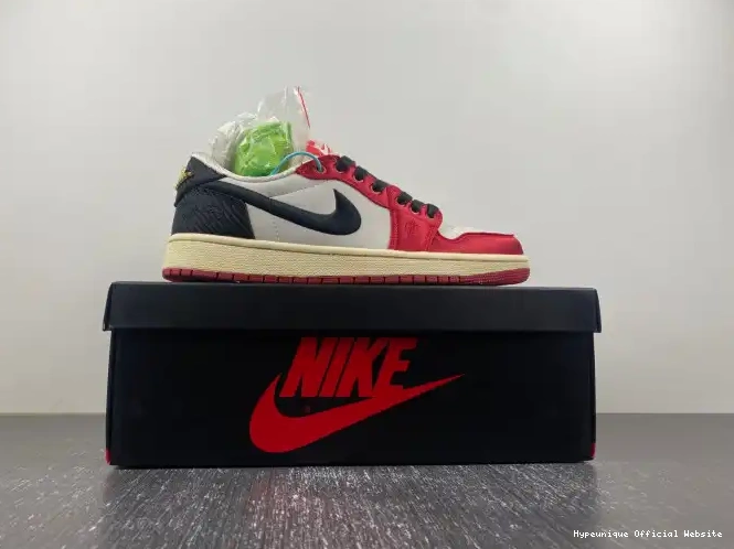 HYPE OG Trophy 1 Air x Jordan FN0432-017 Home Low Room 0318