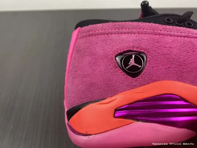 HYPE DH4121-600 (W) Retro Shocking Low Jordan Pink 14 0316