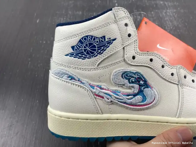 HYPE 1 Michelle Golf Aloha Jordan High FV3565-100 West Retro 2 NRG Wie 0316