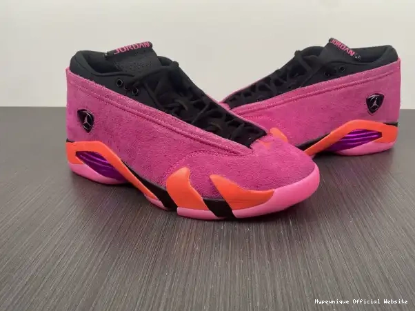HYPE DH4121-600 (W) Retro Shocking Low Jordan Pink 14 0316