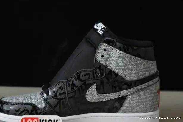 HYPE 555088-036 1 High OG Rebellionaire Air Jordan 0318