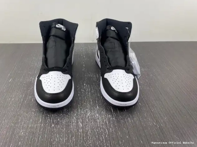 HYPE 1 High Reverse Jordan Air Panda OG DZ5485-010 0316