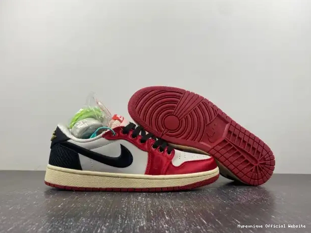 HYPE Home x OG Air Jordan 1 Room Low FN0432-017 Trophy 0317