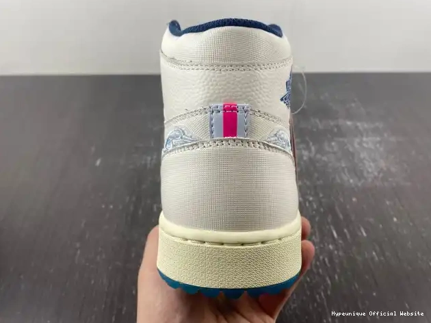 HYPE 1 Michelle Golf Aloha Jordan High FV3565-100 West Retro 2 NRG Wie 0316