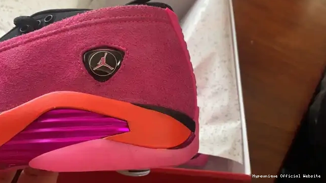 HYPE DH4121-600 (W) Retro Shocking Low Jordan Pink 14 0316